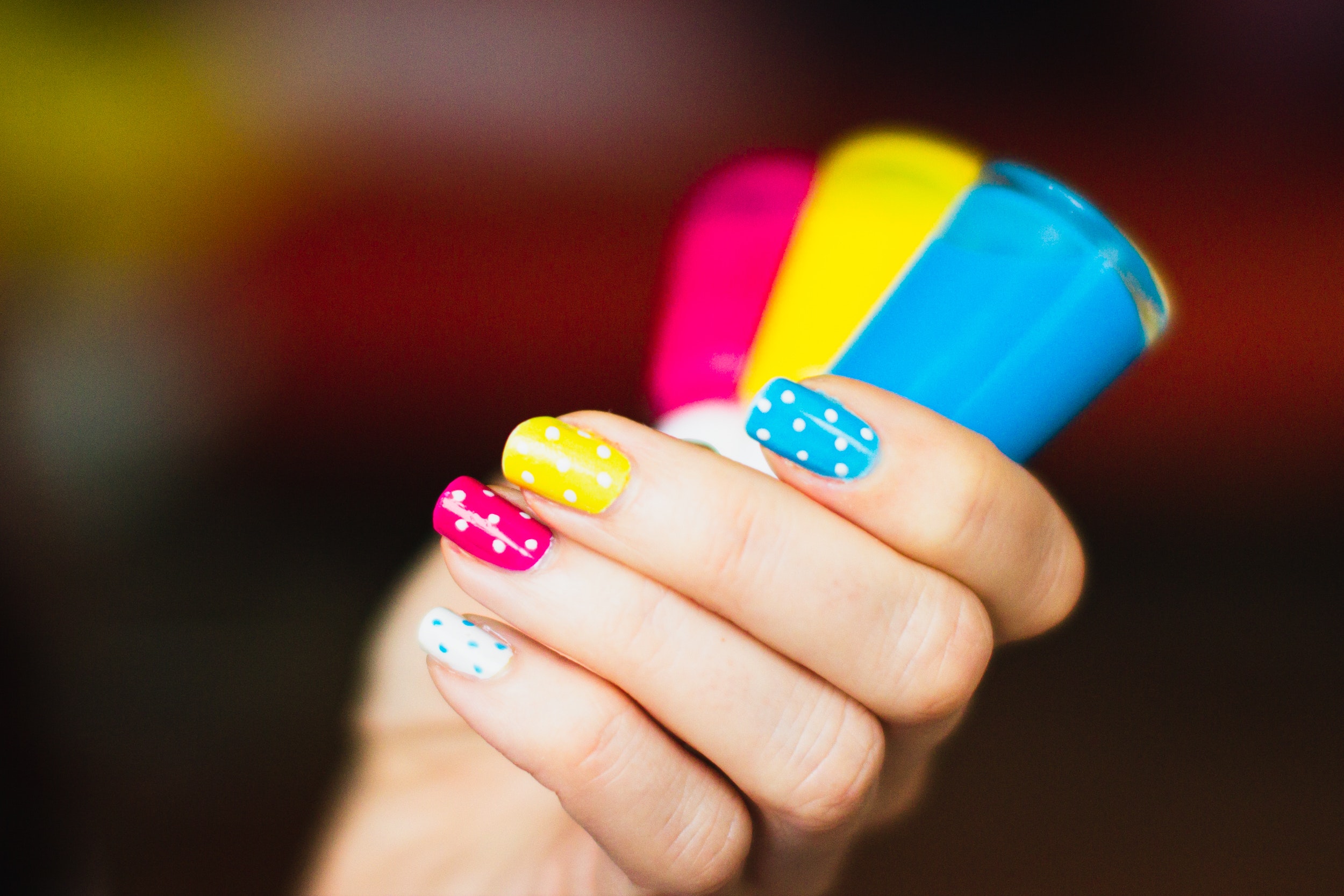 How To Select The Right Colors In Nail Art? 1